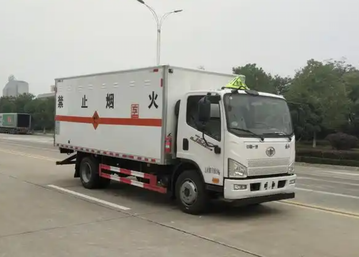 肥城爆破器材运输车可以上高速吗？